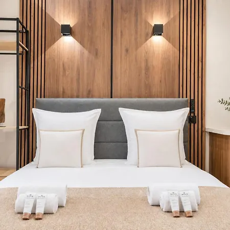 Montparnasse - Deluxe For Couples