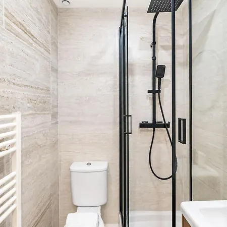 Montparnasse - Deluxe For Couples *